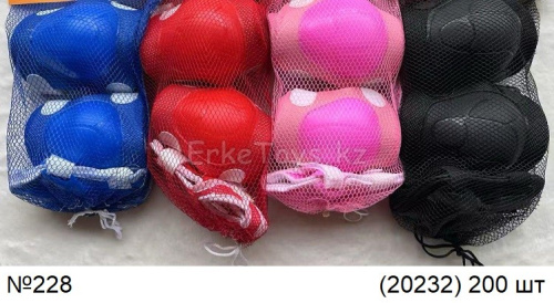 картинка Защита для роликов от магазина Игрушек